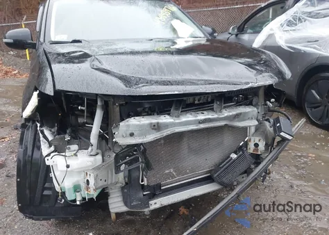 2016 Mitsubishi Outlander Sel z USA, uszkodzony, nr VIN JA4AD3A37GZ005909